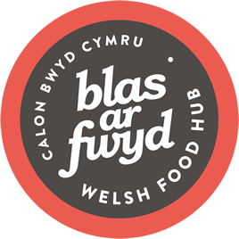 Swyddi yn ein Deli, rhan amser neu llawn / Jobs in our Deli, part time or full time