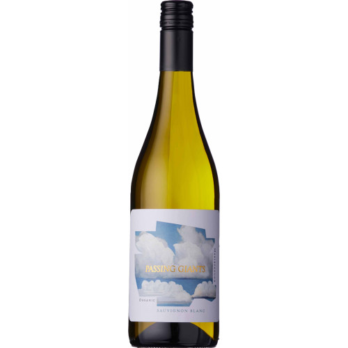 24107380 - Passing Giants Sauvignon Blanc, Marlborough.jpg