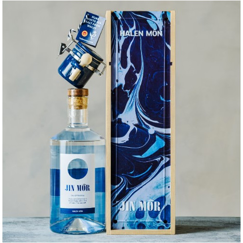 50214201 - Menai Strait Enamel Giftbox Jin Mor and Sea Salt (70cl and 15g).jpg
