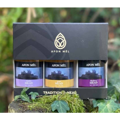 50710701- New Quay Honey Co, Afon Mel Traditional Mead Gift Box 3 x5cl.jpg