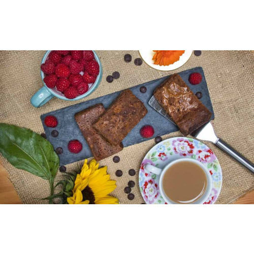 B0102011 - BAF, Chocolate Brownie, Traybake lifestyle i.jpg