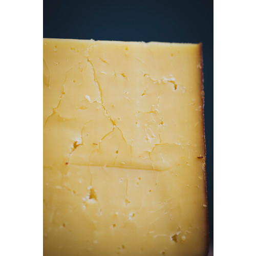 Blas ar Fwyd: Caws Teifi, Oak Smoked Caerffili ~1k