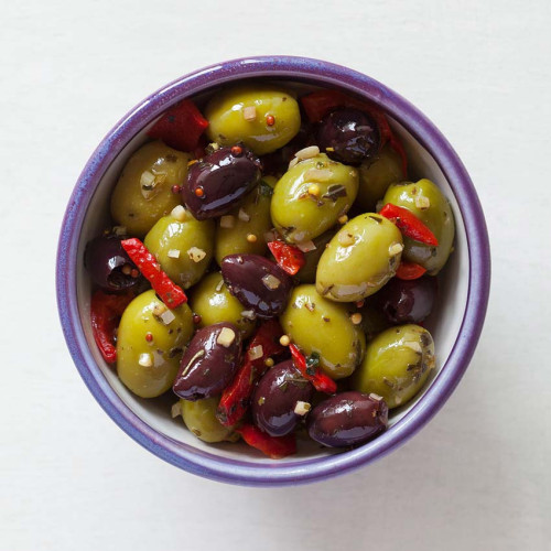 F2101501 - Real Olive Co. Marinated Siciliana Olives, 185g Deli Pot