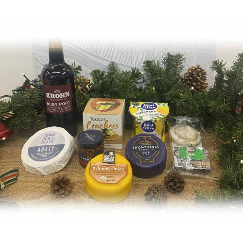 K0102904 - The Welsh Christmas Eve Hamper ii.jpg