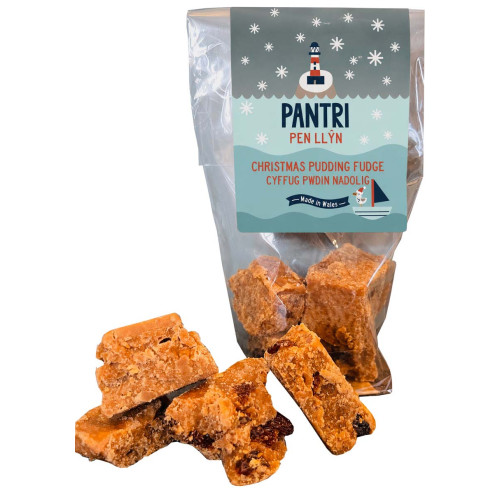 R1206401 - Pantri Pen Llyn Christmas Pudding Fudge, 100g on white.jpg