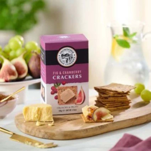 R2205201 - Snowdonia Cheese, Fig & Cranberry Crackers 100g.jpg