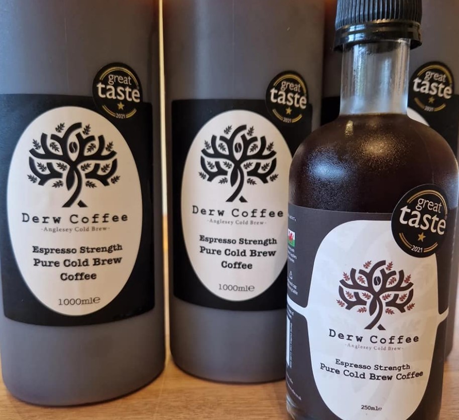 Derw Coffee cold brew range