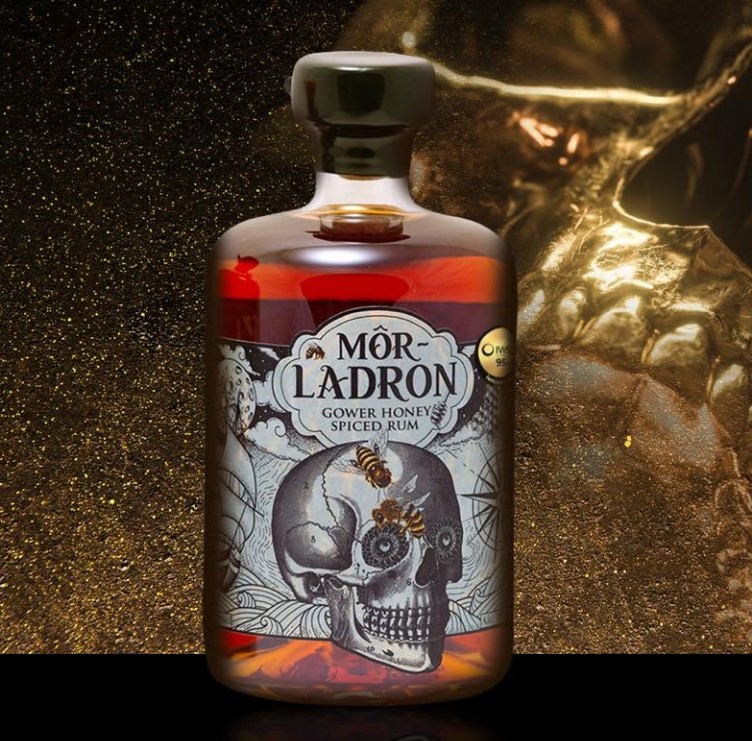 Mor Ladron chocolate Gower rum in shadow