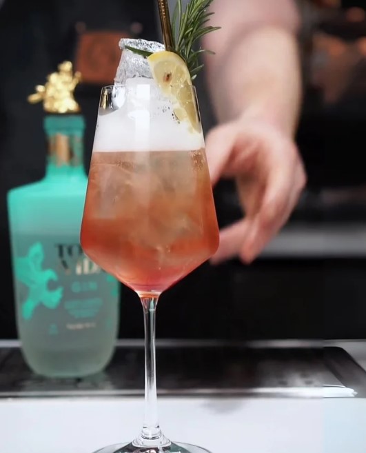 Toca Vida Gin Cocktail
